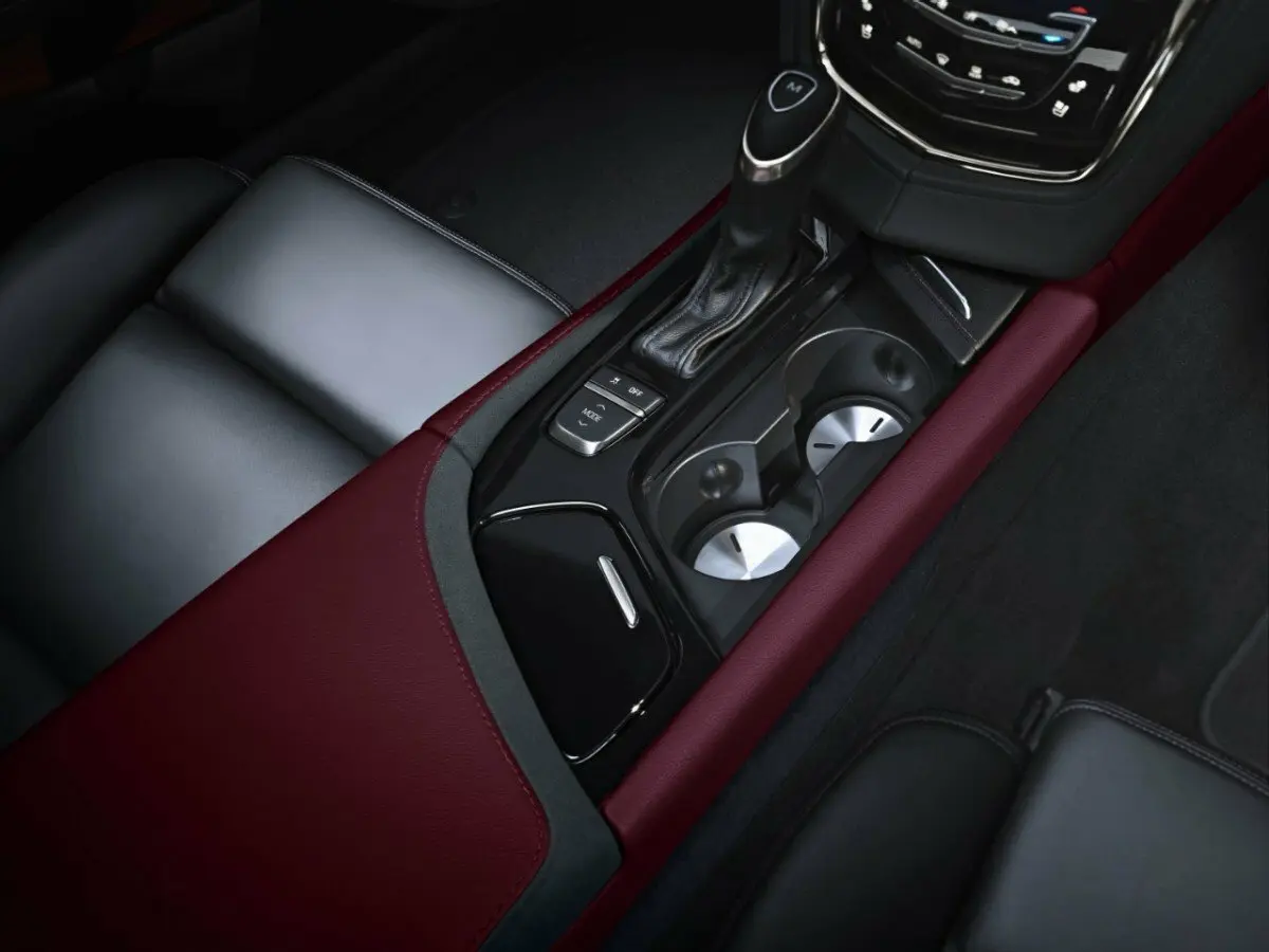 Cadillac CTS III Седан — photo 10