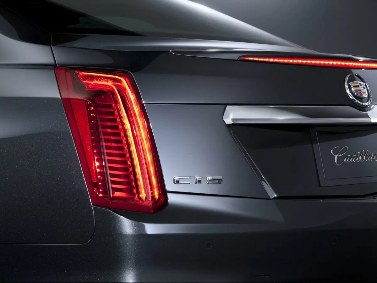 Cadillac CTS III Седан — photo 13