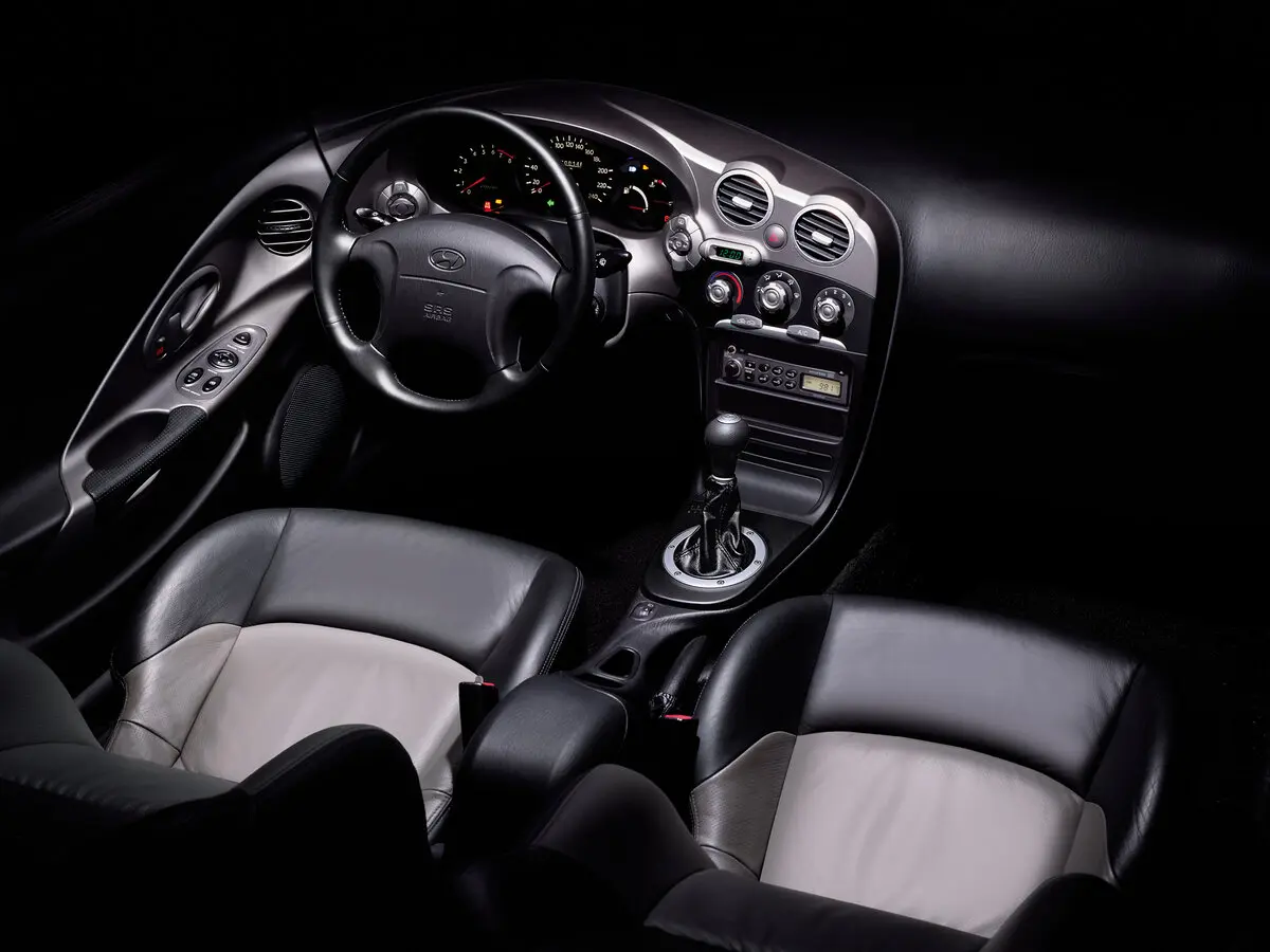 Hyundai Tiburon I (RC) Купе — photo 5