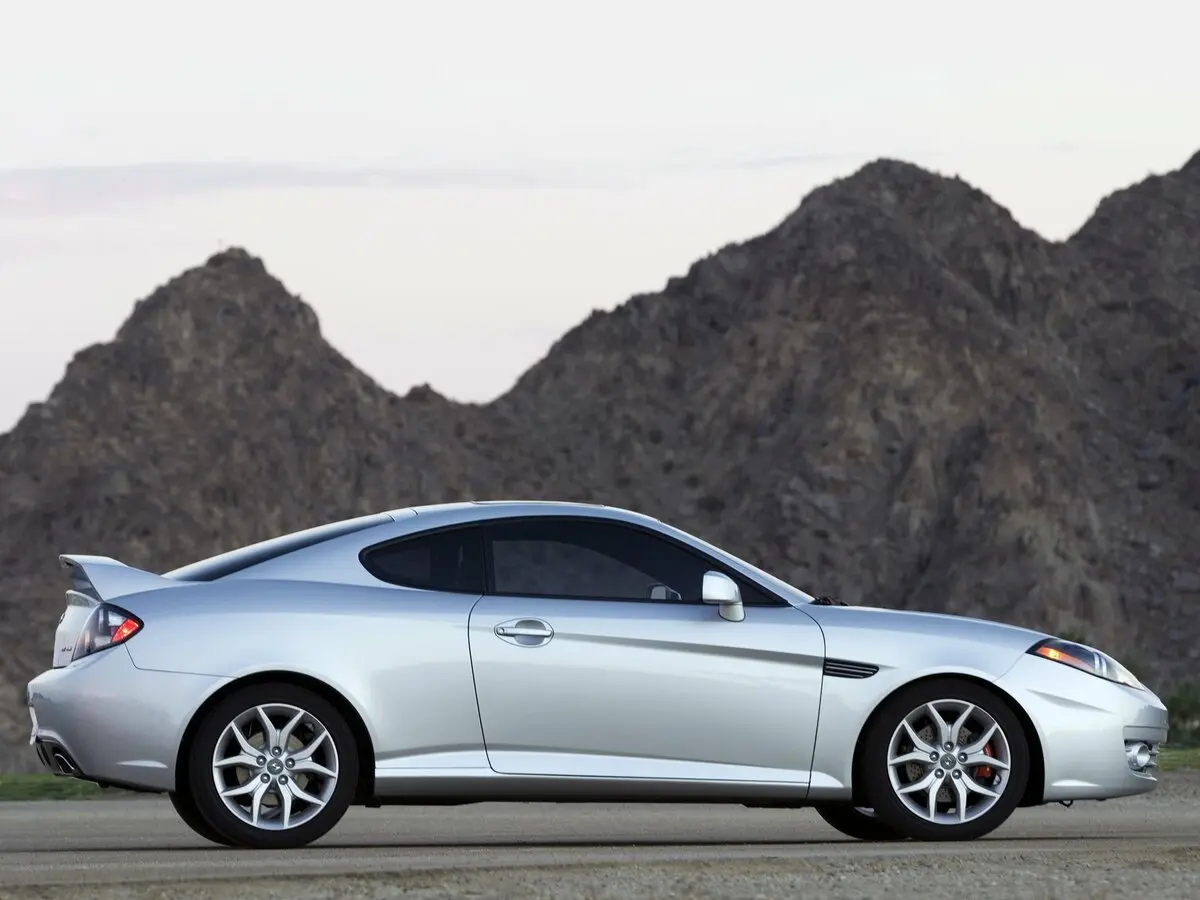 Hyundai Tiburon II (GK) Рестайлинг Купе — сүрөт 2