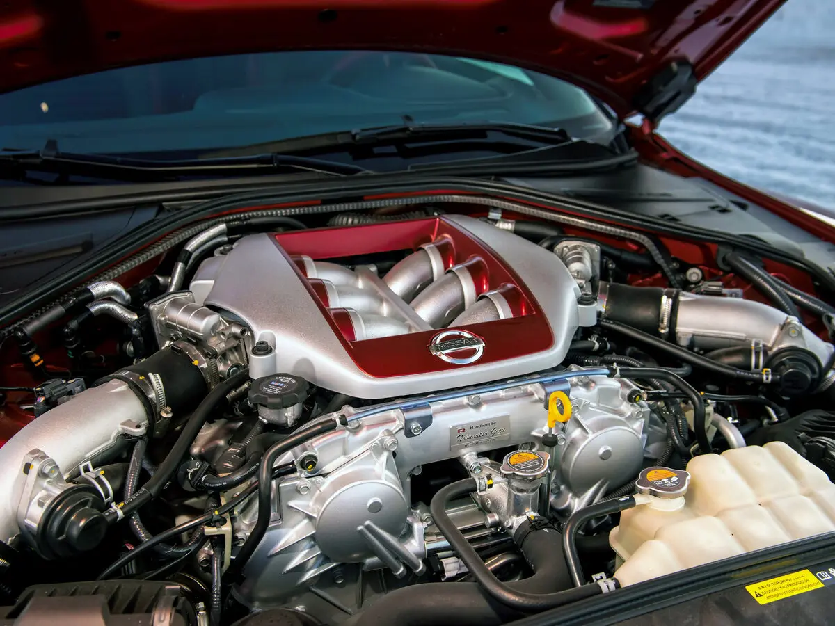 Nissan GT-R I Рестайлинг 2 Купе — сүрөт 13