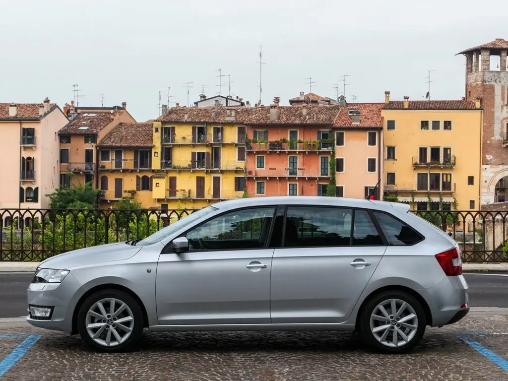 Skoda Rapid I Универсал 5 дв. Spaceback — фото 2