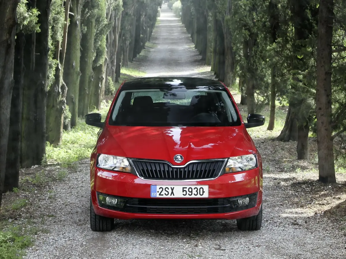 Skoda Rapid I Универсал 5 дв. Spaceback — фото 3