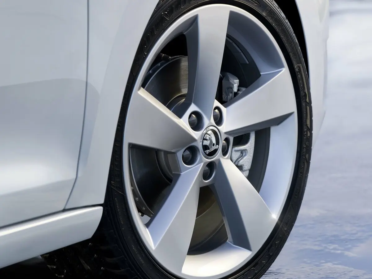 Skoda Rapid I Универсал 5 дв. Spaceback — фото 14