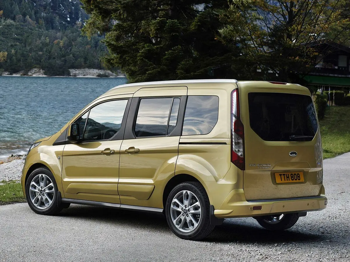 Ford Tourneo Connect II Компактвэн — photo 4