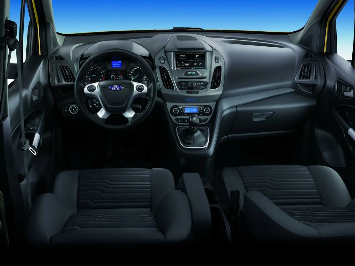 Ford Tourneo Connect II Компактвэн — photo 5