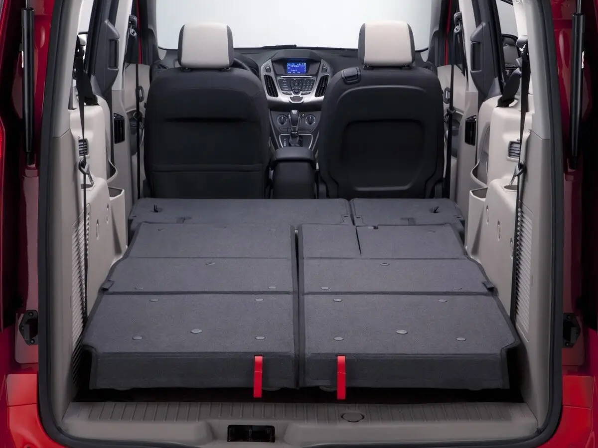 Ford Tourneo Connect II Компактвэн — photo 13