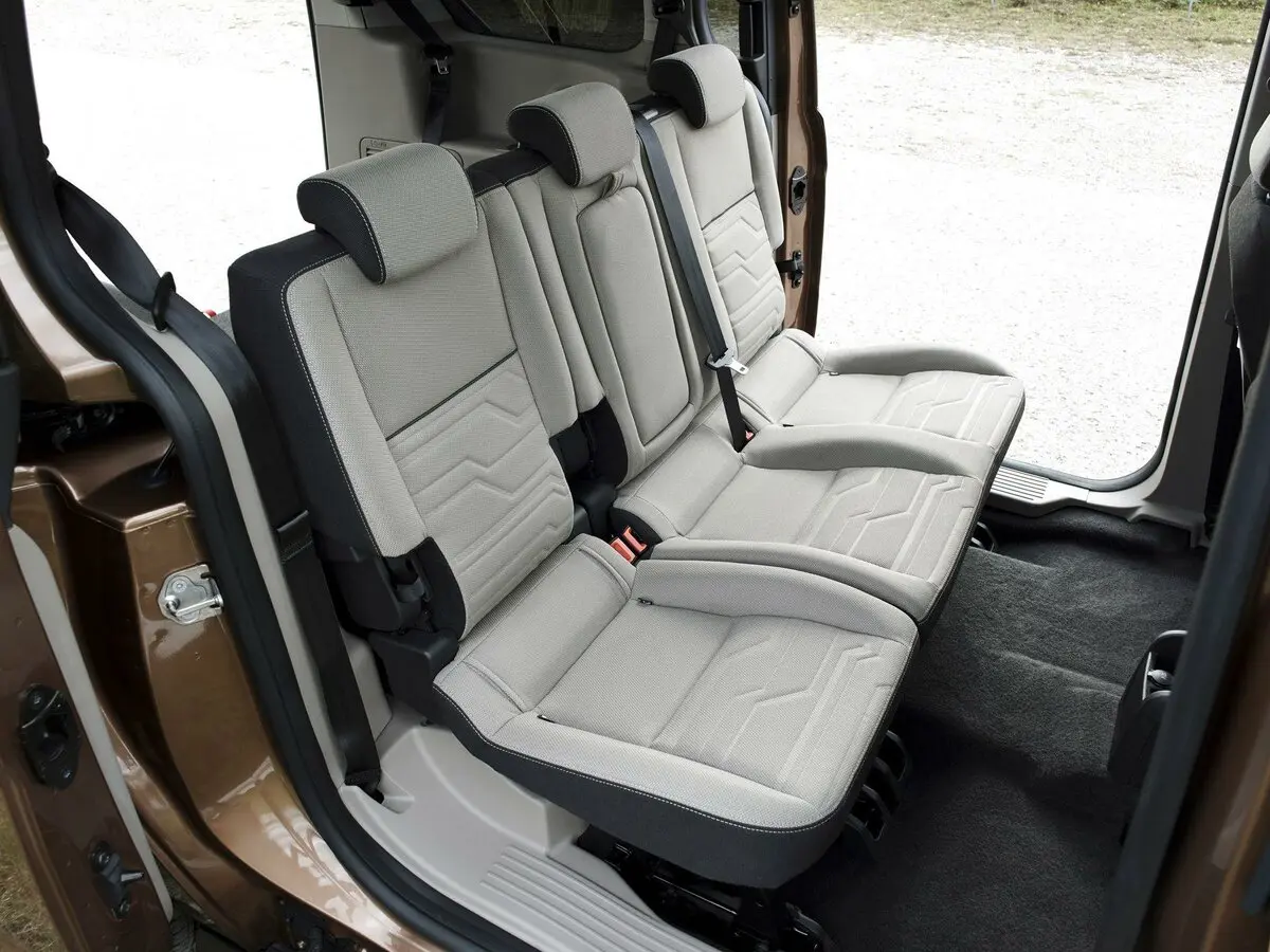 Ford Tourneo Connect II Компактвэн Grand — сүрөт 10