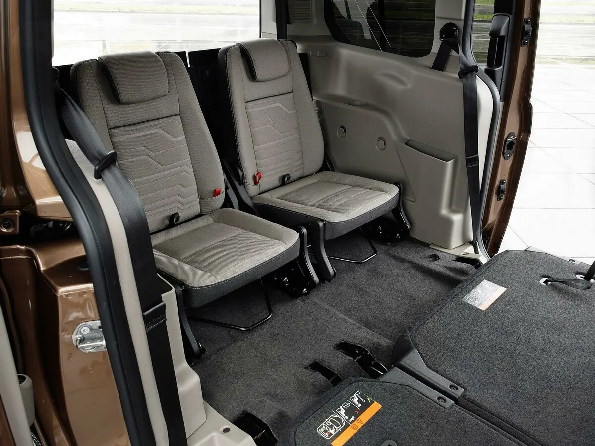 Ford Tourneo Connect II Компактвэн Grand — сүрөт 11