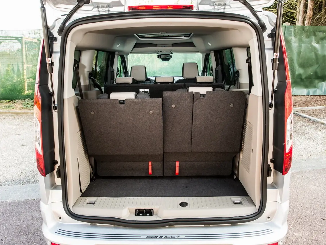 Ford Tourneo Connect II Компактвэн Grand — сүрөт 14