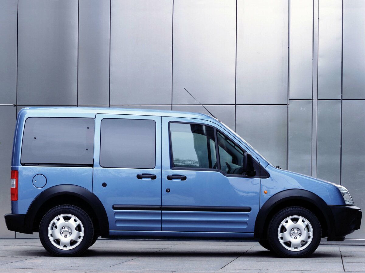 Ford Tourneo Connect I Компактвэн SWB — фото 3