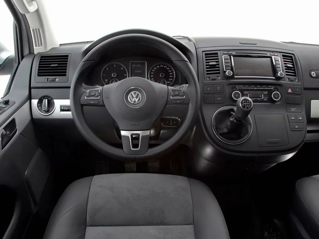 Volkswagen Multivan T5 Рестайлинг Минивэн Long — фото 5