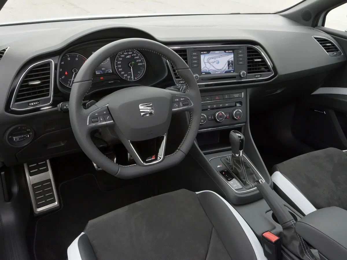 SEAT Leon Cupra III Хэтчбек 3 дв. — сүрөт 6