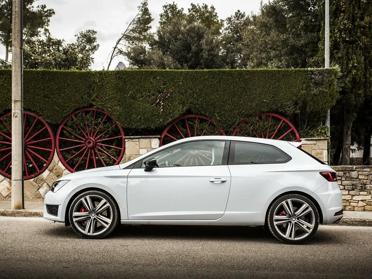 SEAT Leon Cupra III Хэтчбек 3 дв. — сүрөт 15