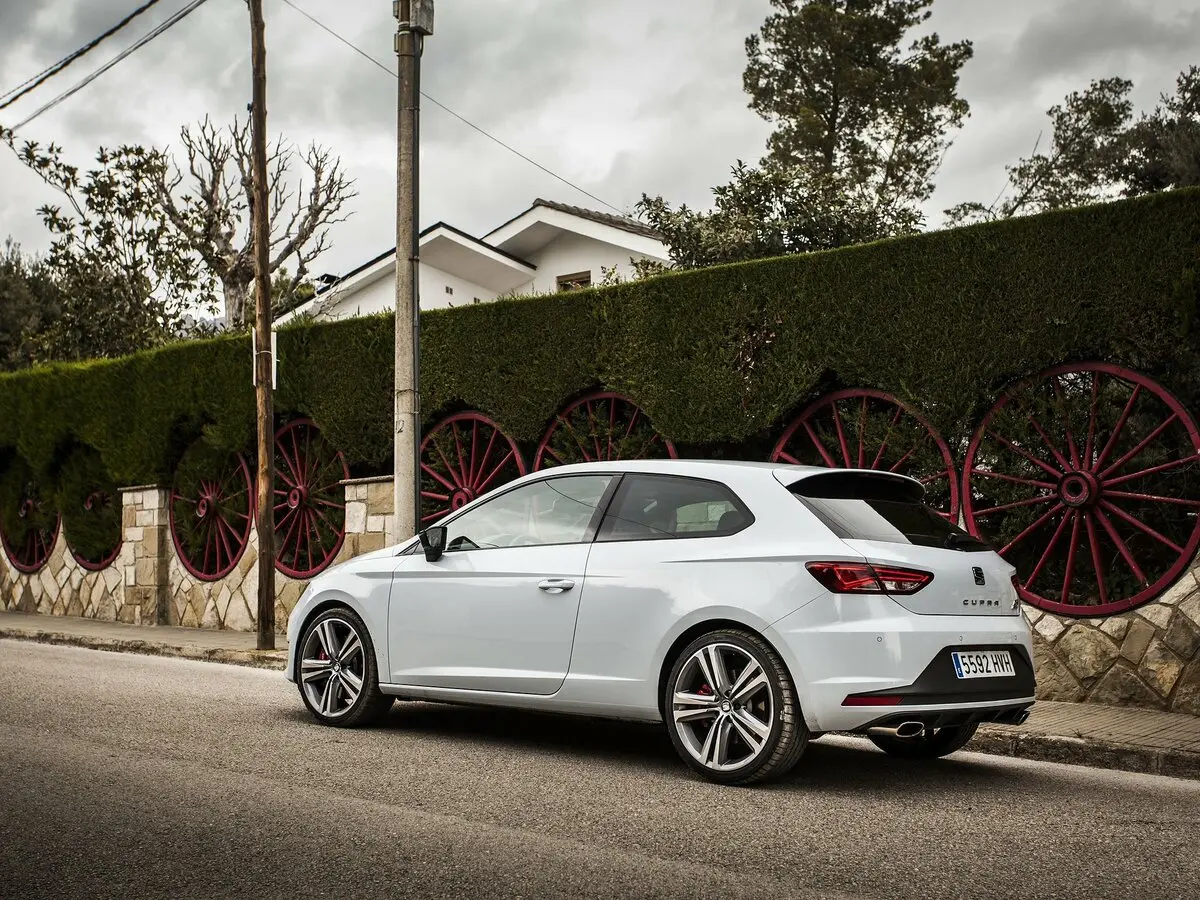 SEAT Leon Cupra III Хэтчбек 3 дв. — сүрөт 18