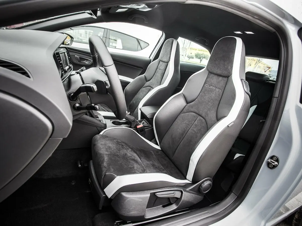 SEAT Leon Cupra III Хэтчбек 3 дв. — сүрөт 20