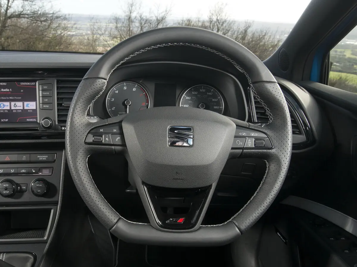 SEAT Leon Cupra III Хэтчбек 5 дв. — сүрөт 9