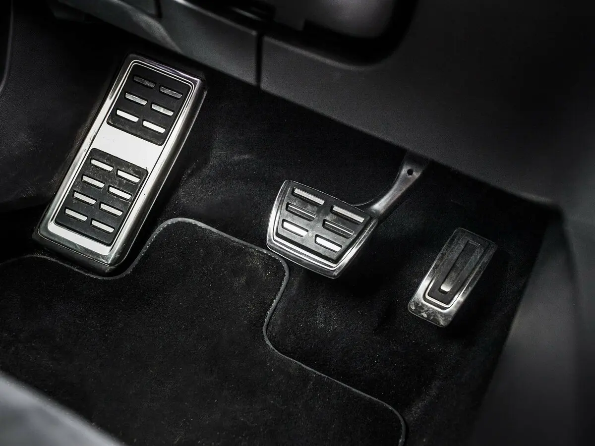 SEAT Leon Cupra III Хэтчбек 5 дв. — сүрөт 21