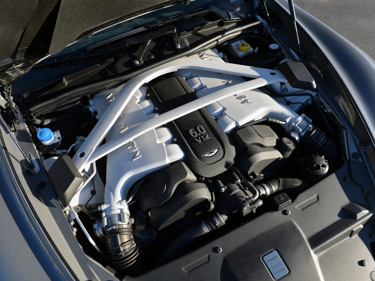 Aston Martin Vanquish II Родстер Volante — фото 12