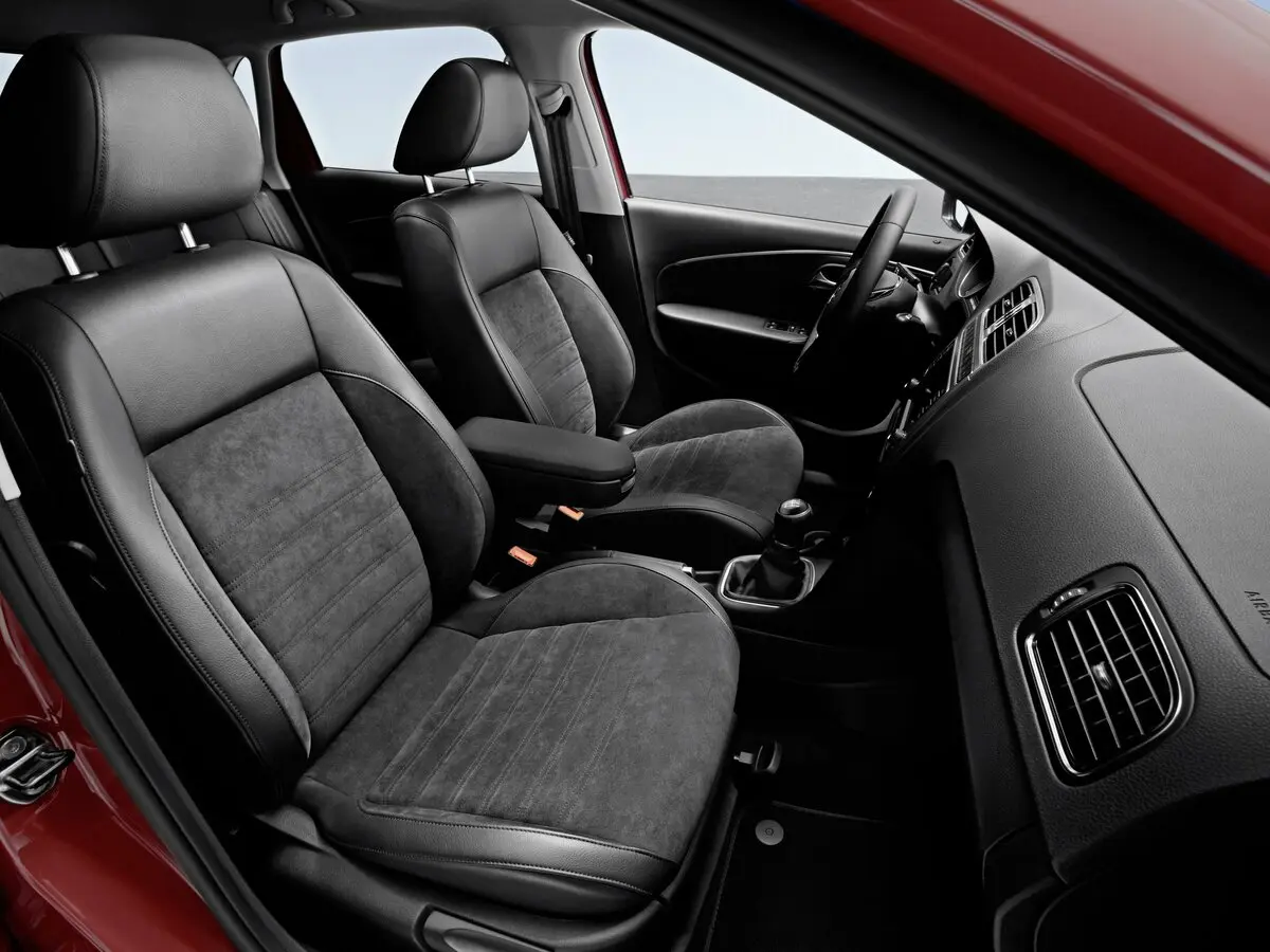 Volkswagen Polo V Рестайлинг Хэтчбек 5 дв. — фото 13
