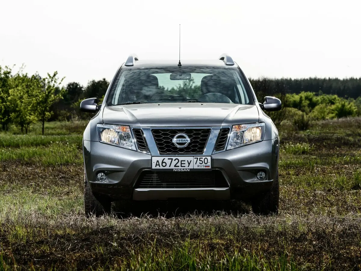 Nissan Terrano III (D10) Внедорожник 5 дв. — сүрөт 3