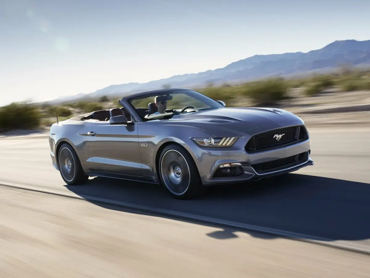 Ford Mustang VI Кабриолет