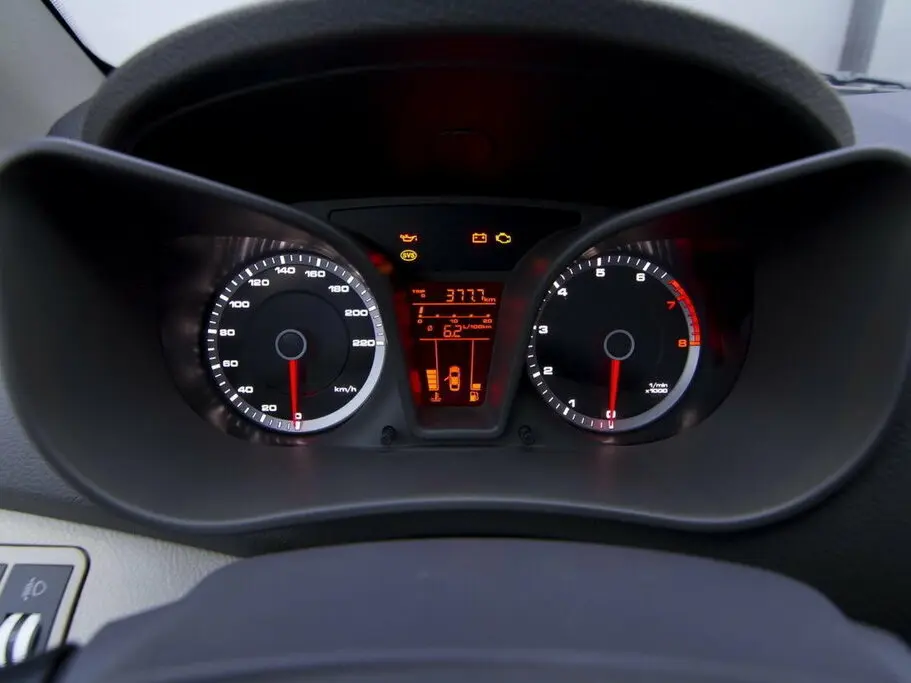 Lifan Celliya (530) 2014 – 2018 Седан — сүрөт 6
