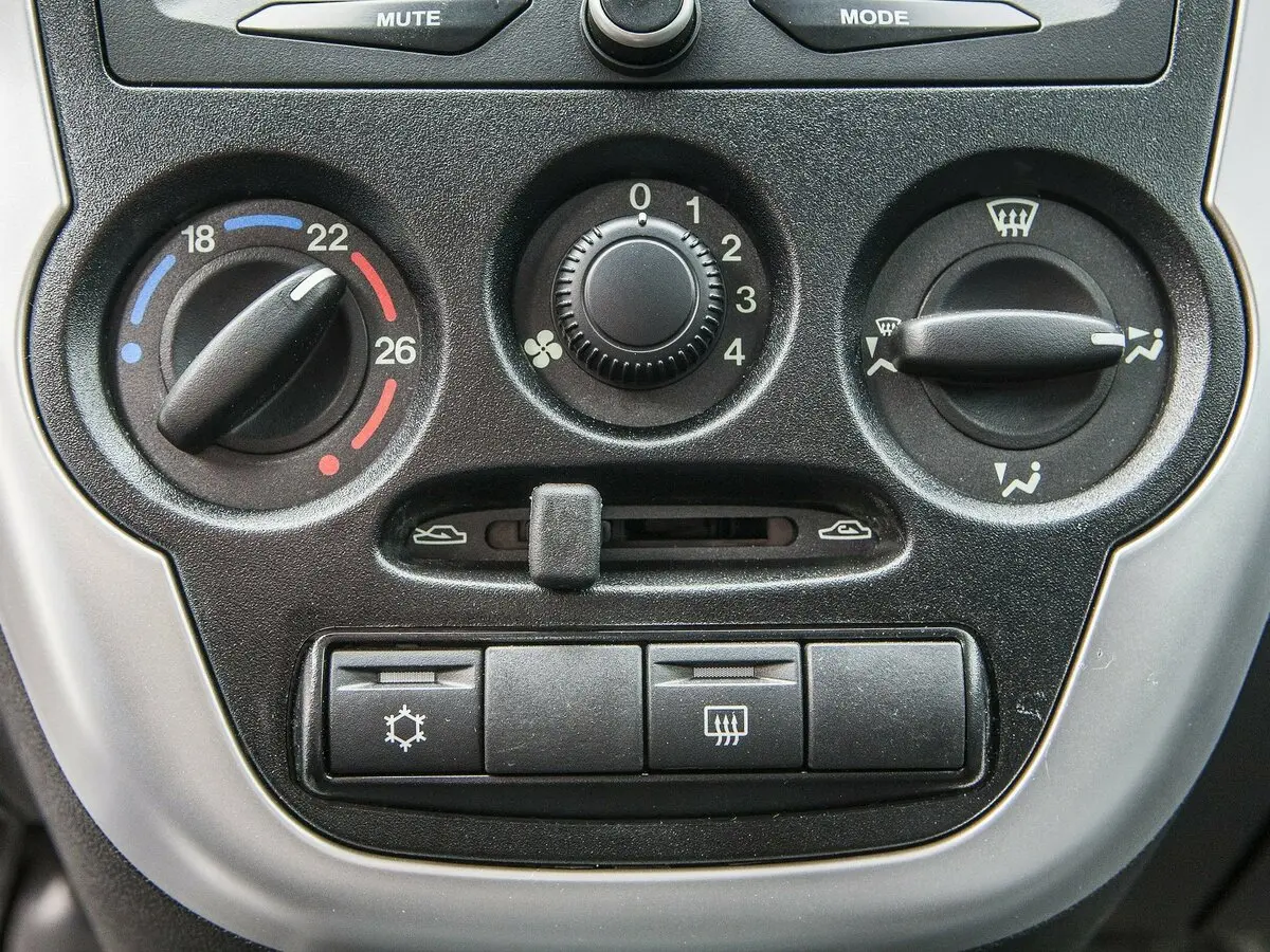 Lada (ВАЗ) Granta I Лифтбек — сүрөт 19