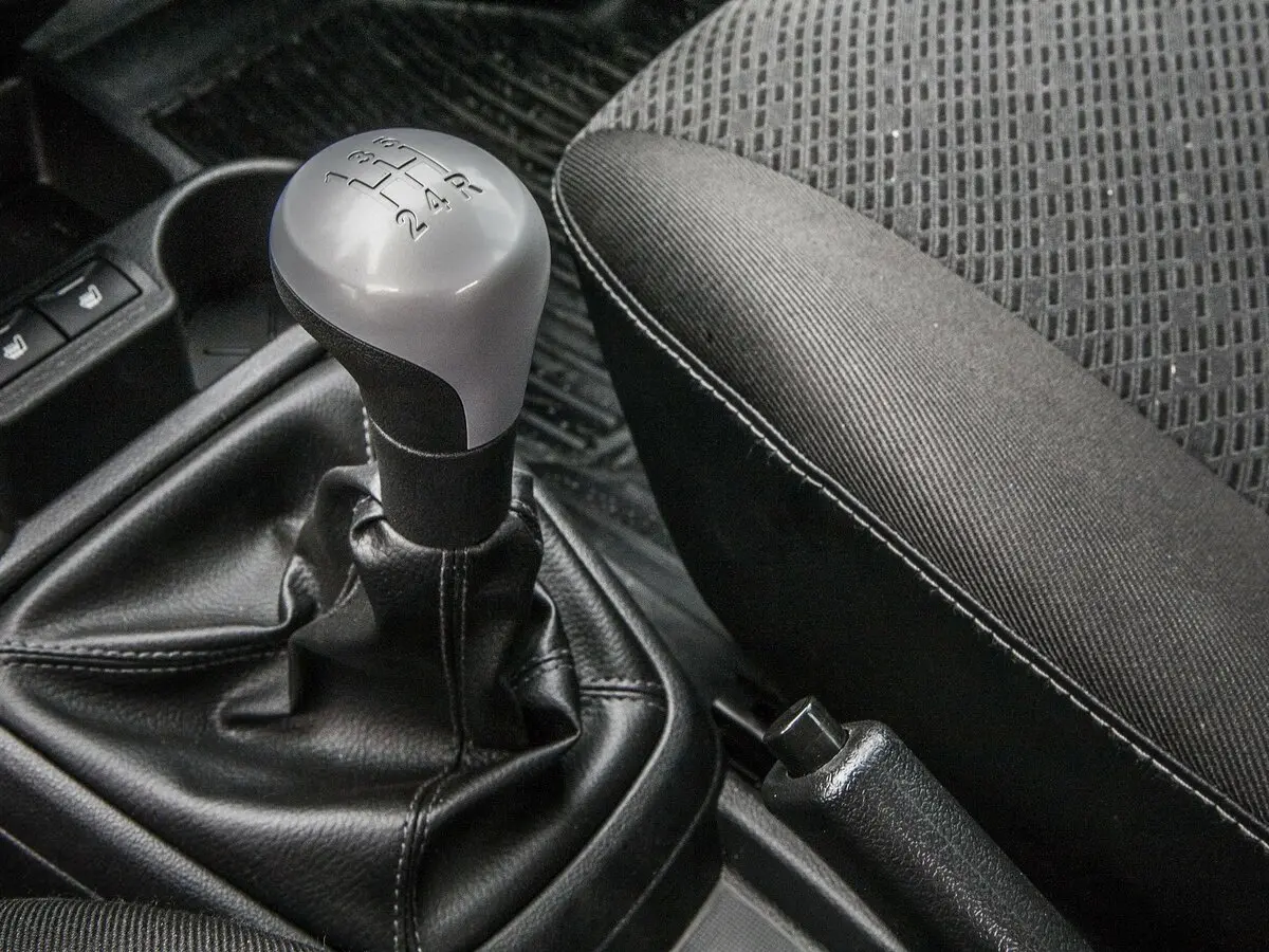 Lada (ВАЗ) Granta I Лифтбек — сүрөт 21