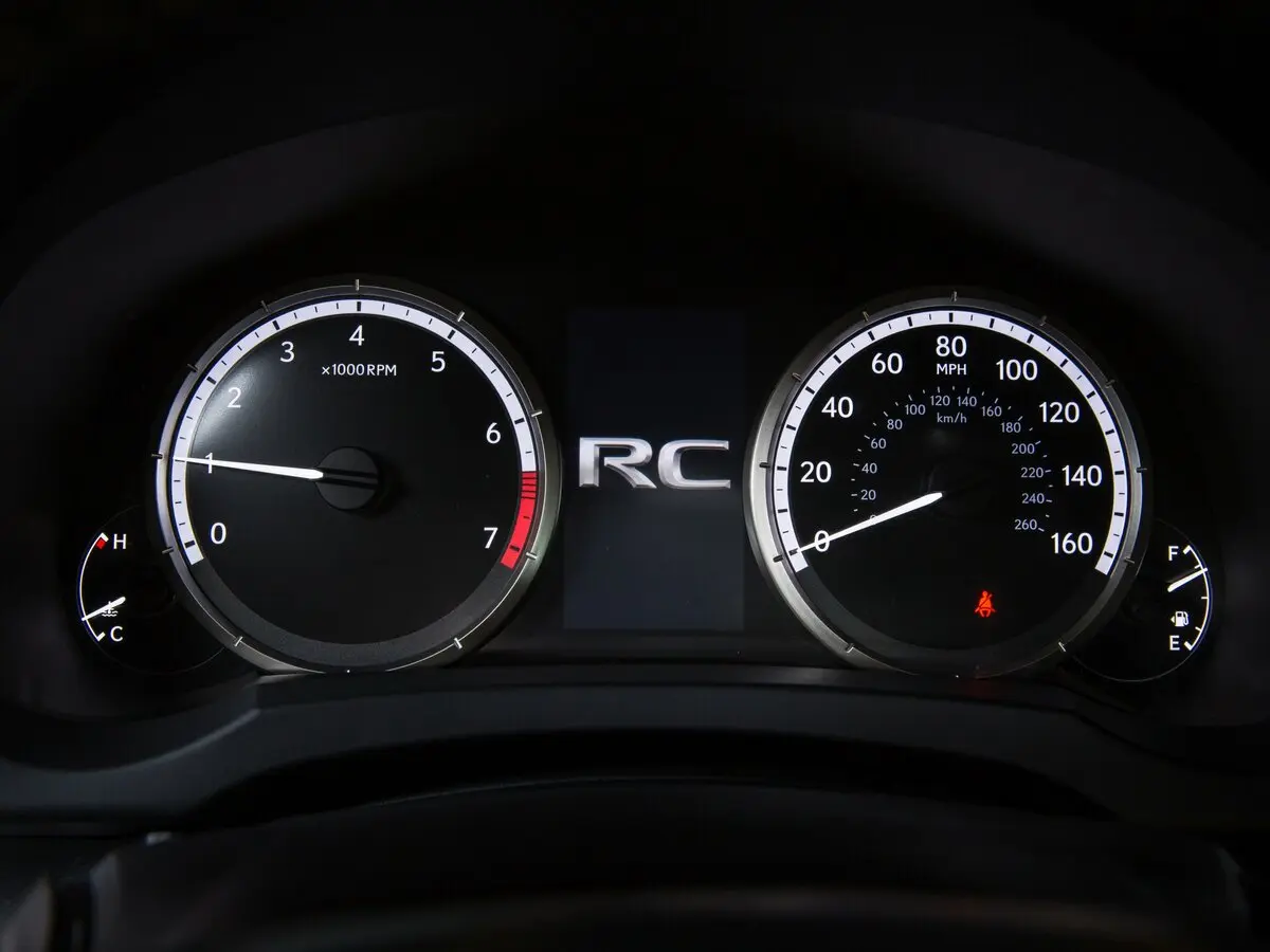 Lexus RC I Купе — сүрөт 9