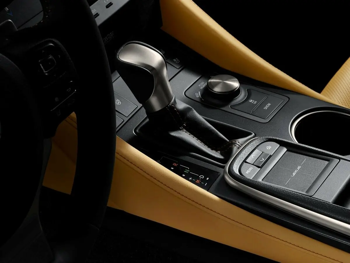 Lexus RC I Купе — сүрөт 13