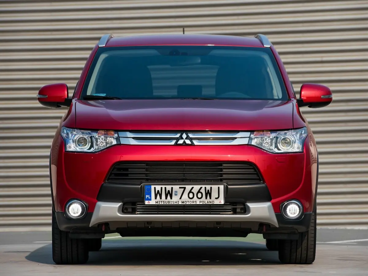 Mitsubishi Outlander III Рестайлинг Внедорожник 5 дв. — сүрөт 3