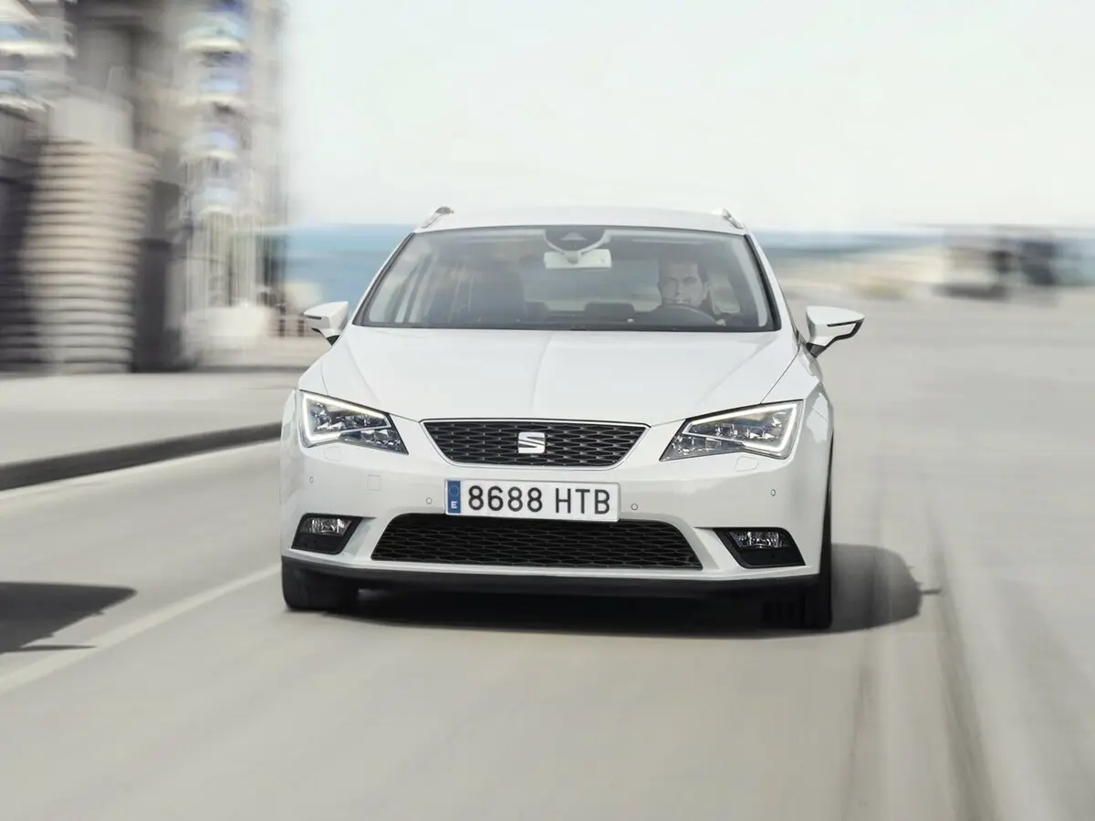 SEAT Leon III Универсал 5 дв. — 照片 3