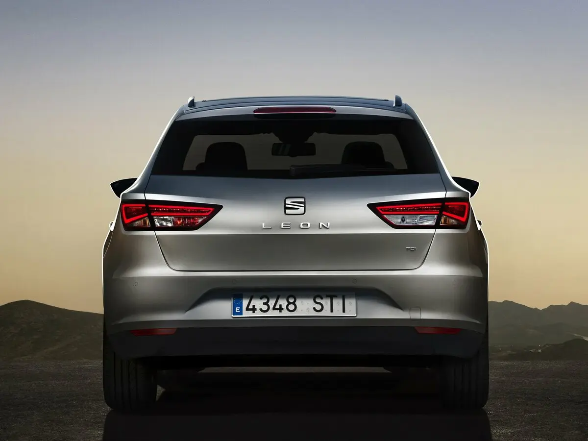SEAT Leon III Универсал 5 дв. — 照片 4