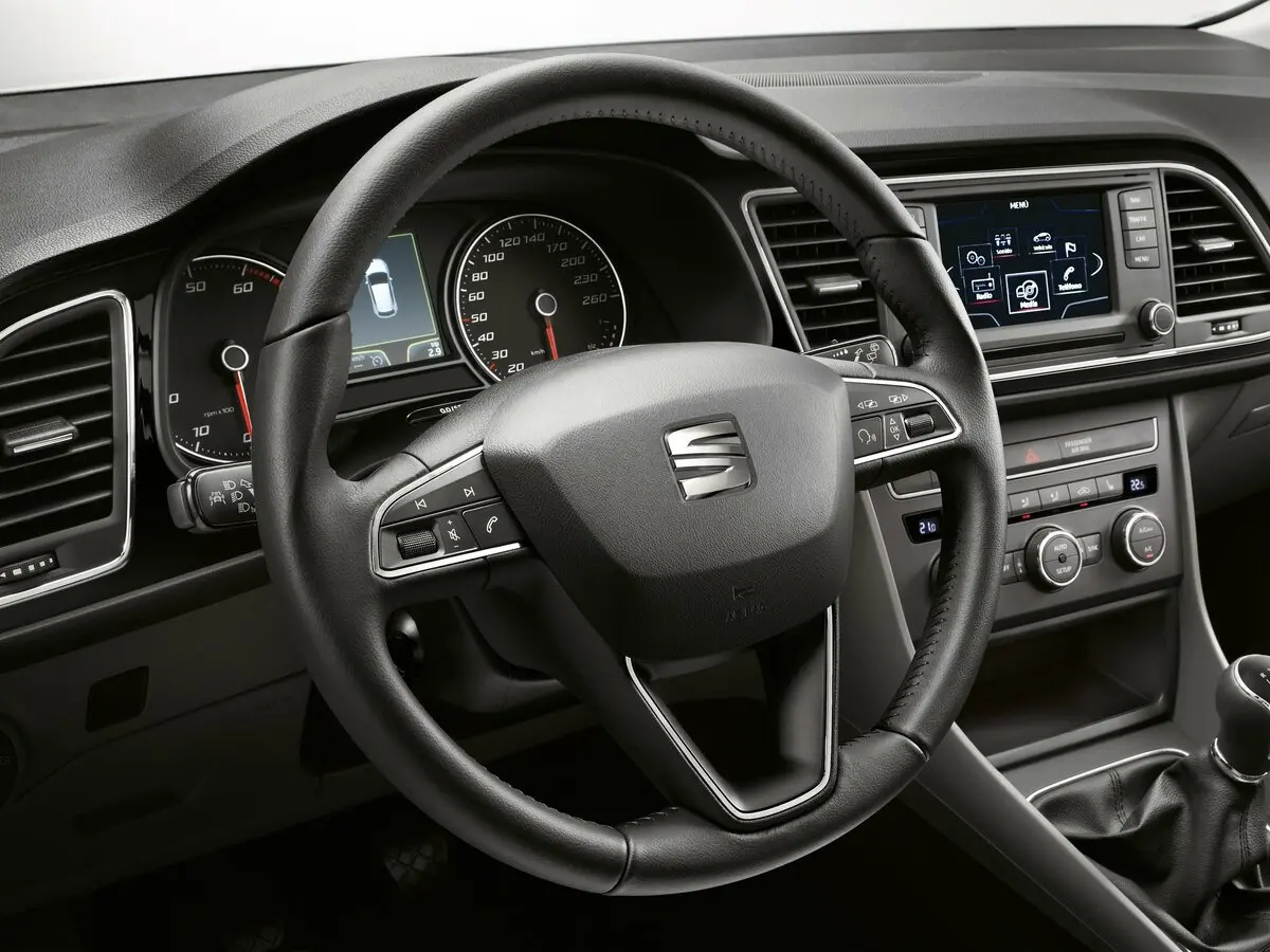 SEAT Leon III Универсал 5 дв. — 照片 10