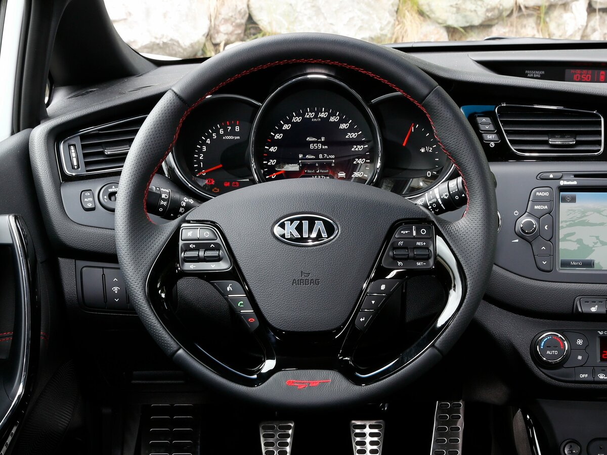 Kia Ceed GT I Хэтчбек 5 дв. — фото 9
