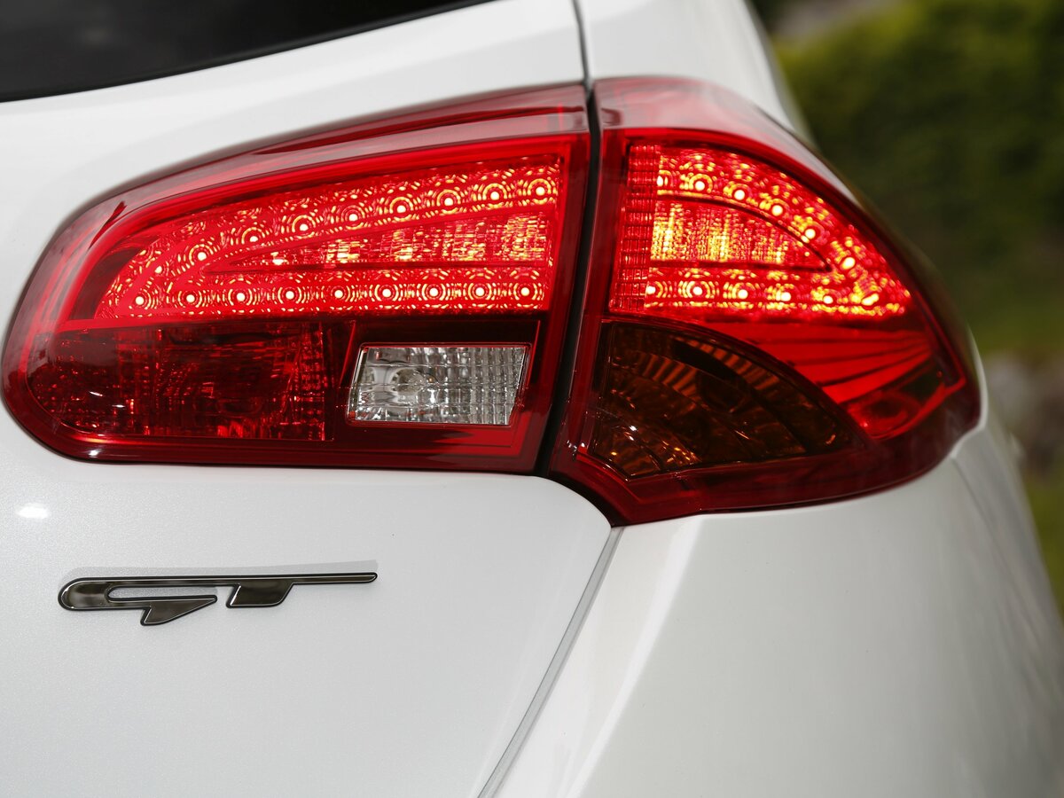 Kia Ceed GT I Хэтчбек 5 дв. — фото 13