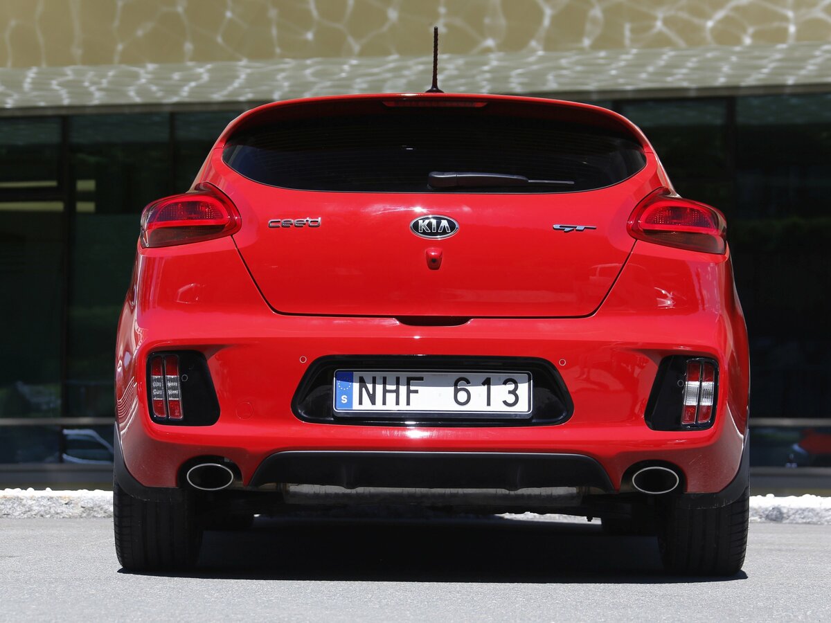 Kia Ceed GT I Хэтчбек 3 дв. — фото 4