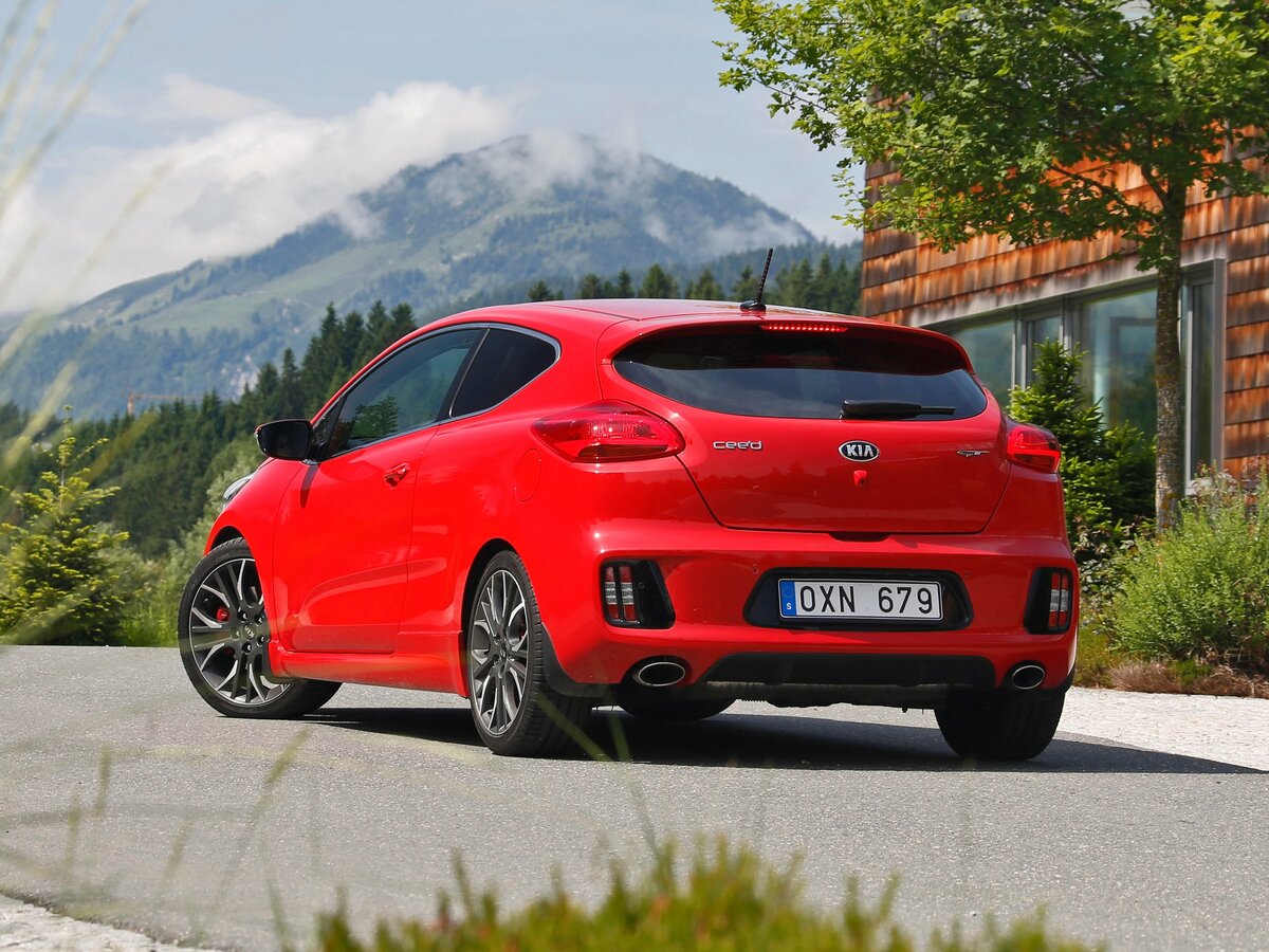 Kia Ceed GT I Хэтчбек 3 дв. — фото 5