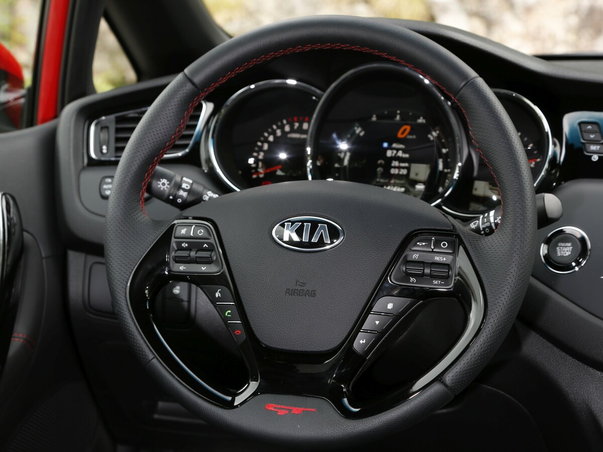 Kia Ceed GT I Хэтчбек 3 дв. — фото 9