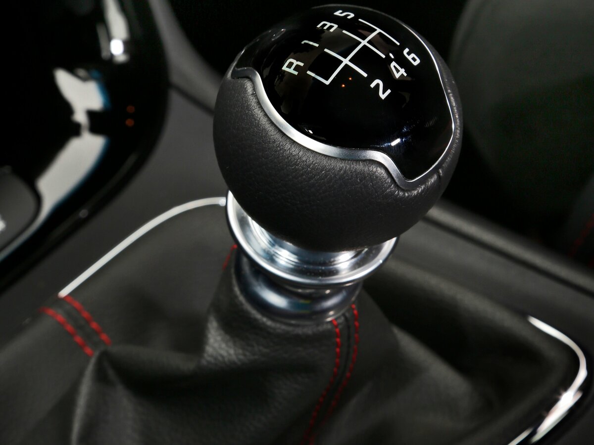 Kia Ceed GT I Хэтчбек 3 дв. — фото 11
