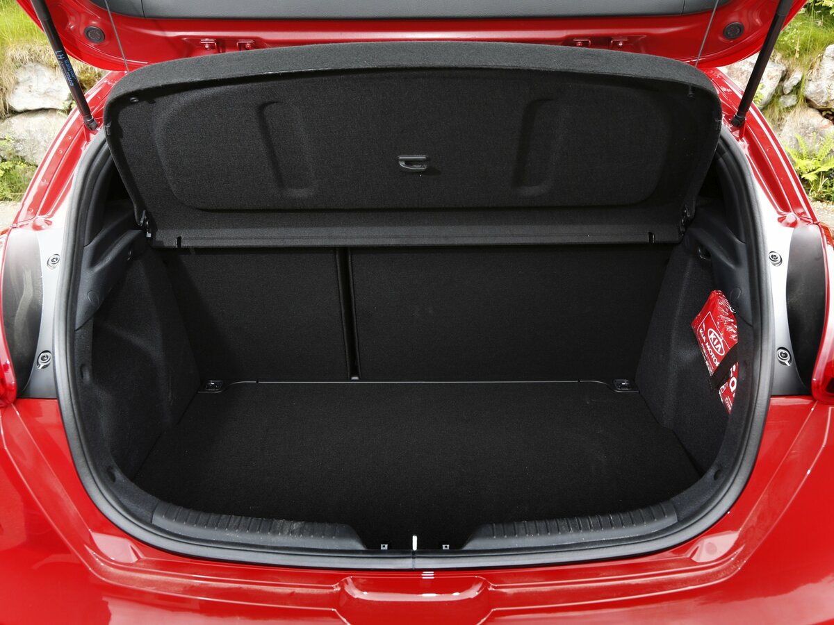 Kia Ceed GT I Хэтчбек 3 дв. — фото 12