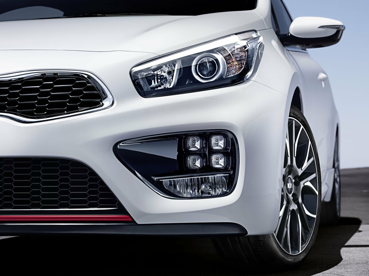 Kia Ceed GT I Хэтчбек 3 дв. — фото 13