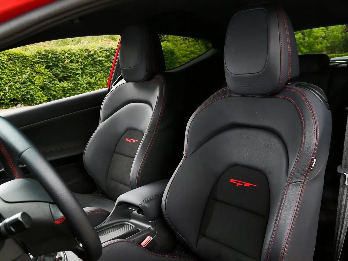 Kia Ceed GT I Хэтчбек 3 дв. — photo 15