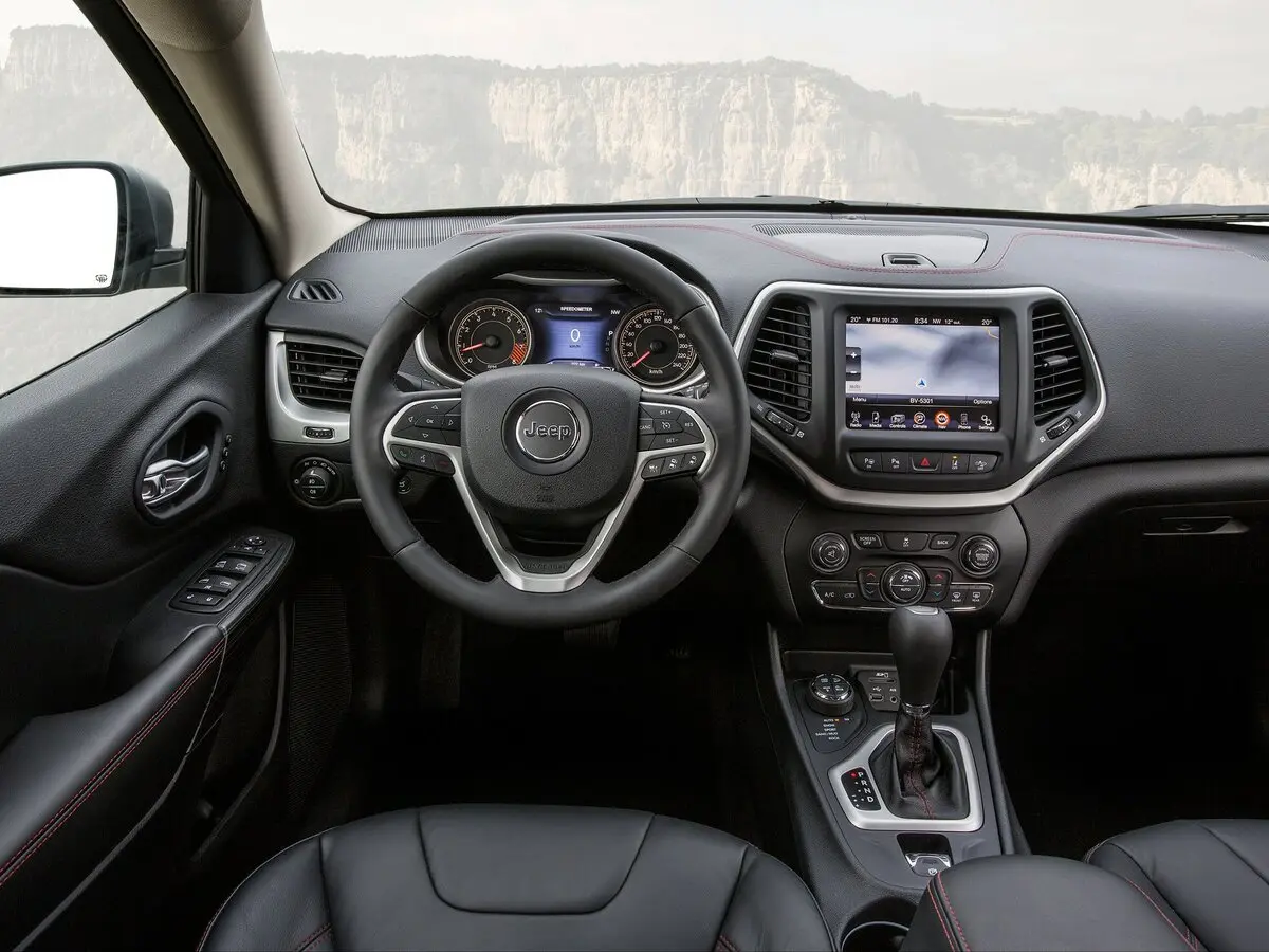 Jeep Cherokee V (KL) Внедорожник 5 дв. — photo 6