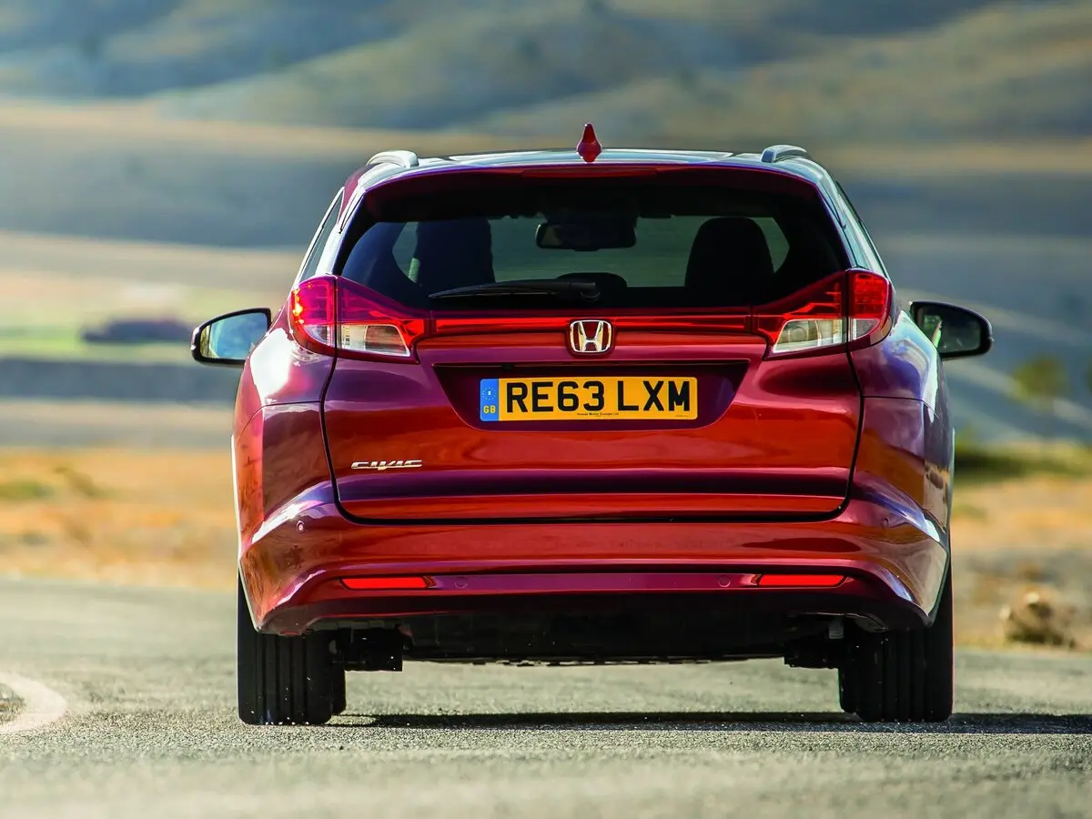 Honda Civic IX Универсал 5 дв. — фото 4