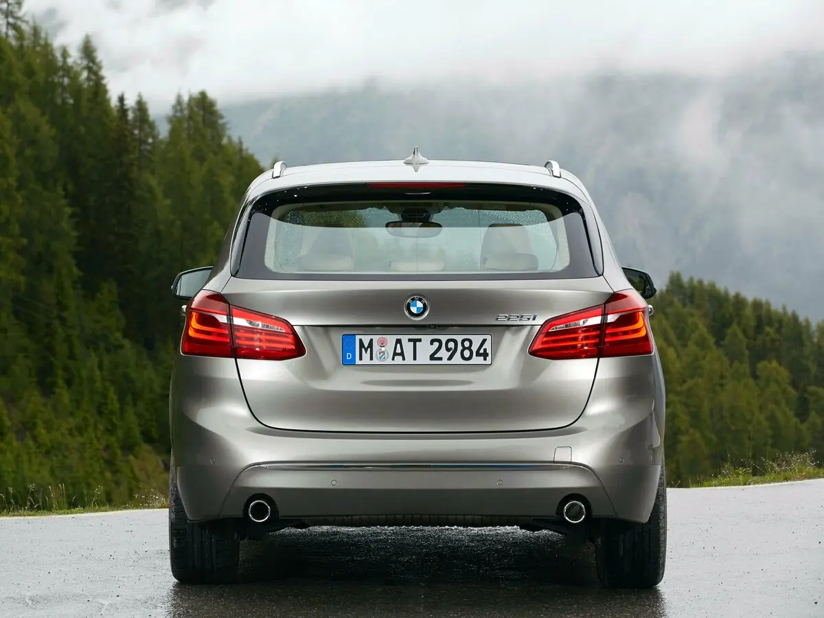 BMW 2 серии Active Tourer F45 Компактвэн — photo 4
