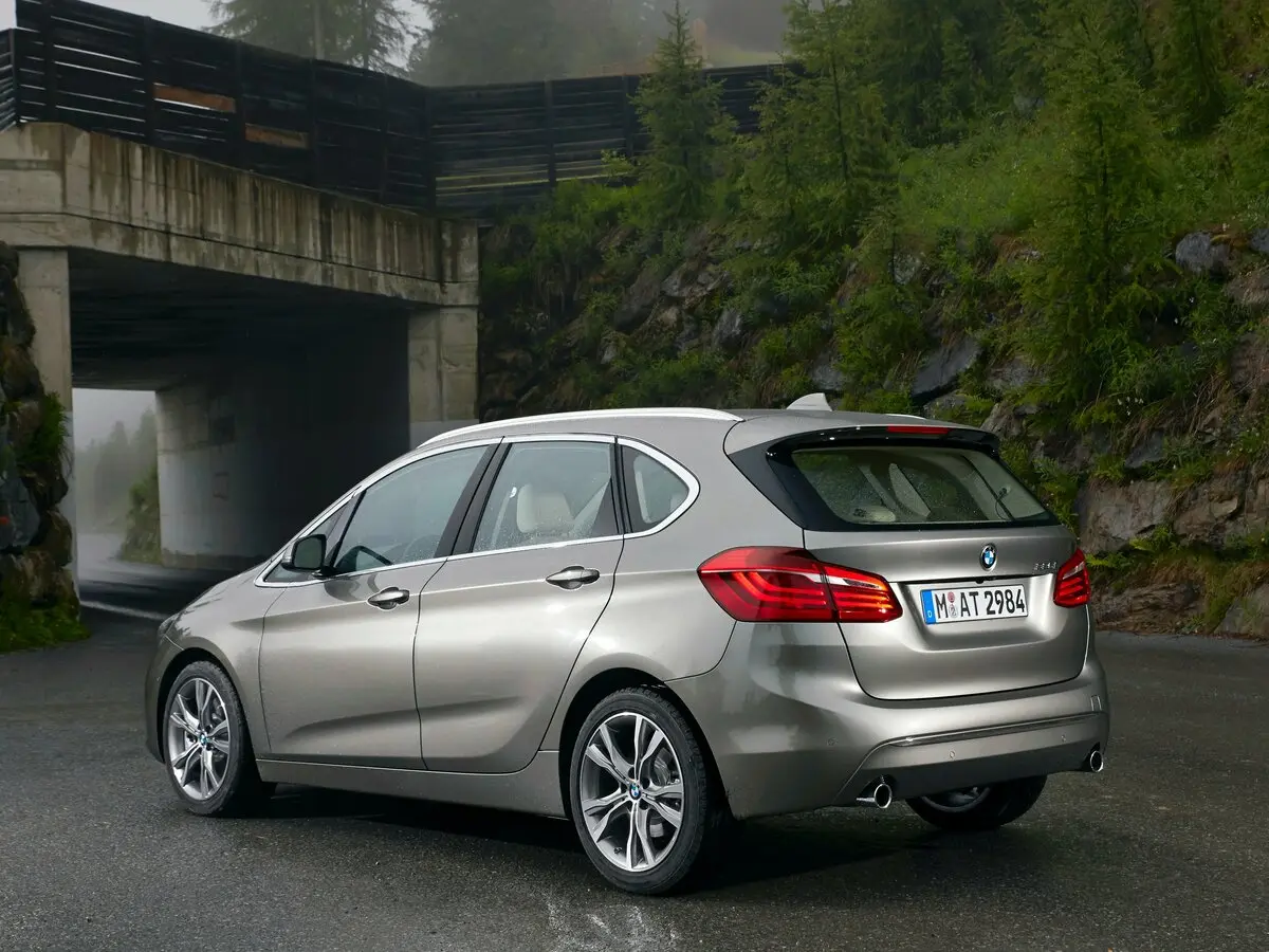 BMW 2 серии Active Tourer F45 Компактвэн — photo 5