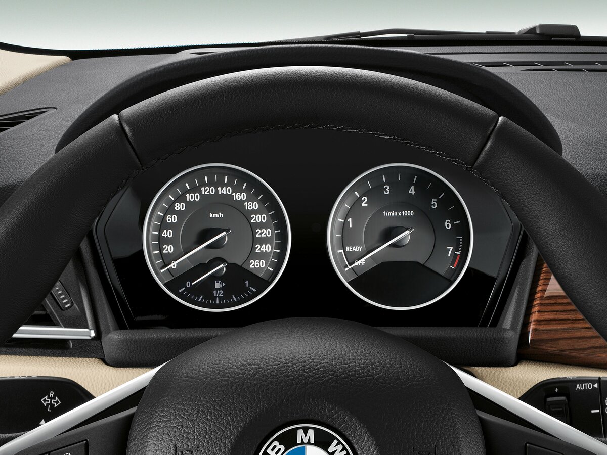 BMW 2 серии Active Tourer F45 Компактвэн