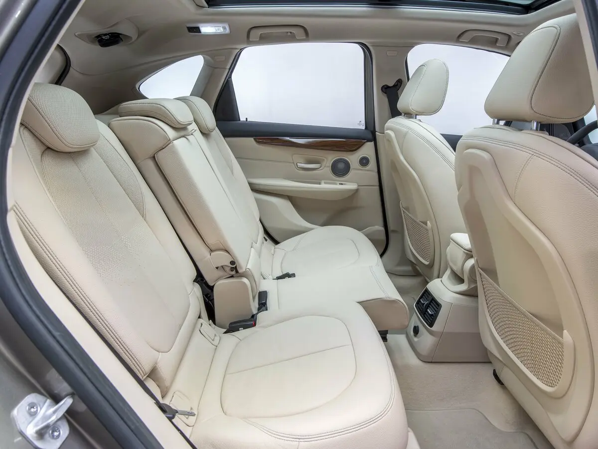 BMW 2 серии Active Tourer F45 Компактвэн — photo 10